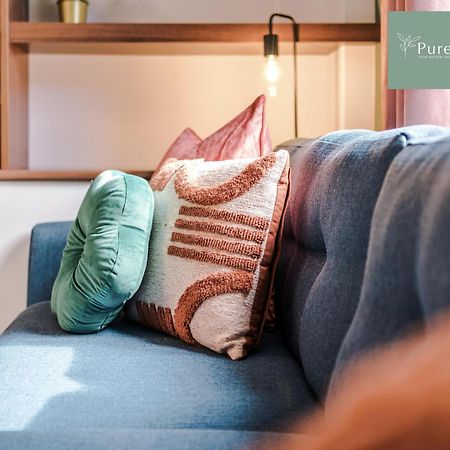 Stunning Five Bedroom Manchester House With Free Parking By Purestay Short Lets & Serviced Accommodation Екстериор снимка