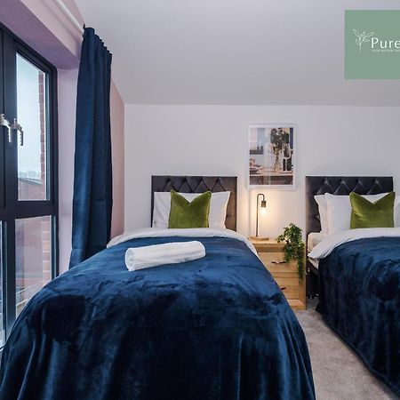 Stunning Five Bedroom Manchester House With Free Parking By Purestay Short Lets & Serviced Accommodation Екстериор снимка
