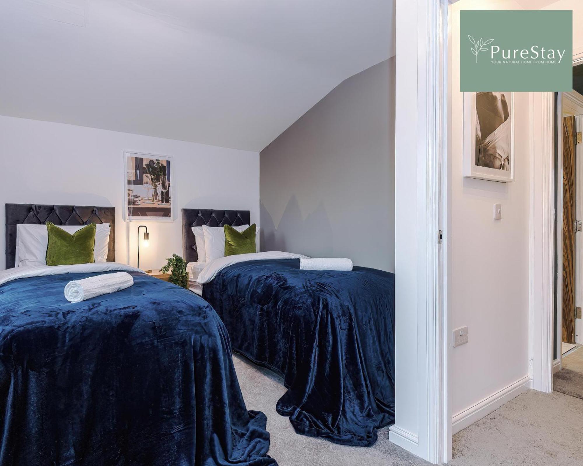 Stunning Five Bedroom Manchester House With Free Parking By Purestay Short Lets & Serviced Accommodation Екстериор снимка