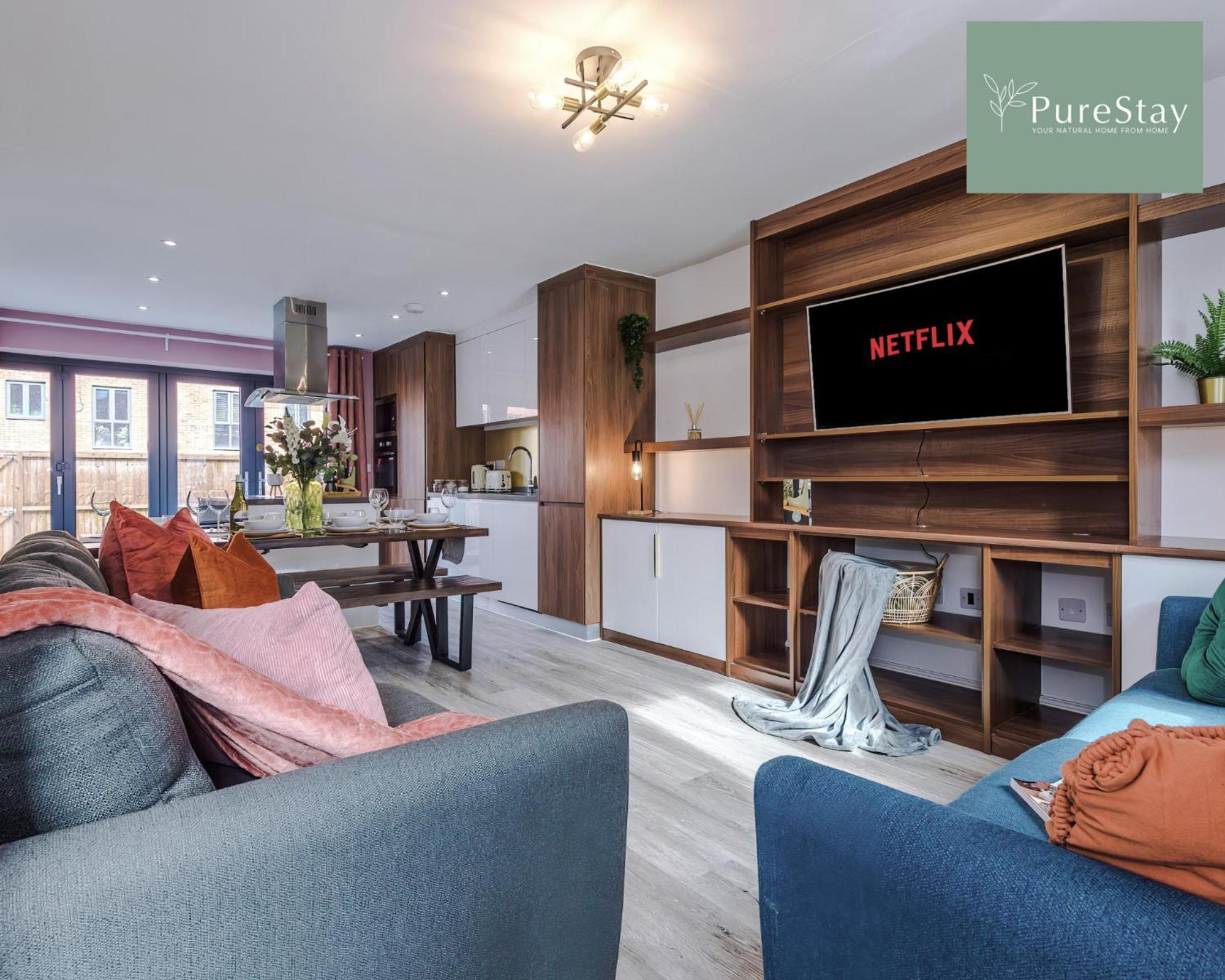 Stunning Five Bedroom Manchester House With Free Parking By Purestay Short Lets & Serviced Accommodation Екстериор снимка